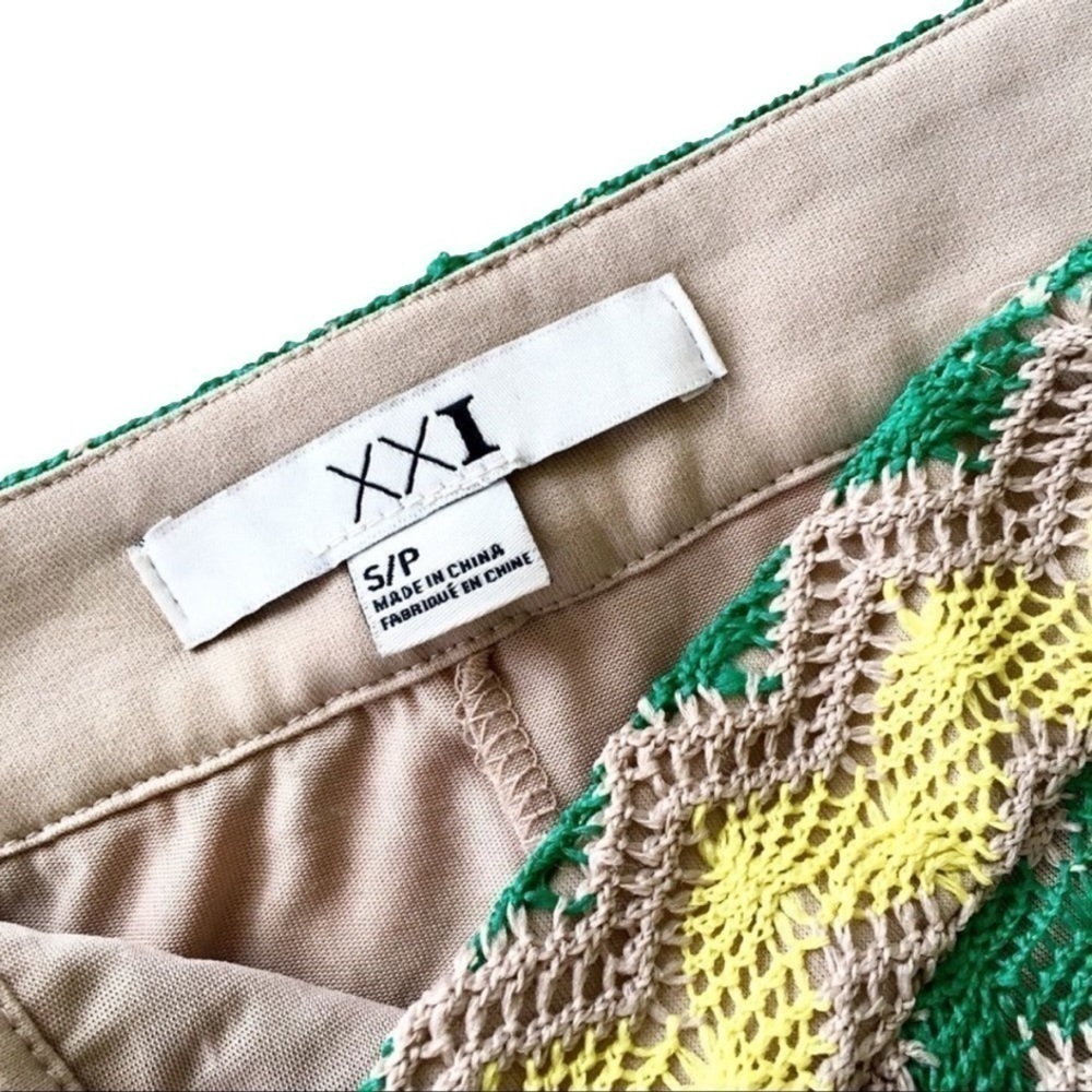 Forever 21 retro shorts - Picture 6 of 6